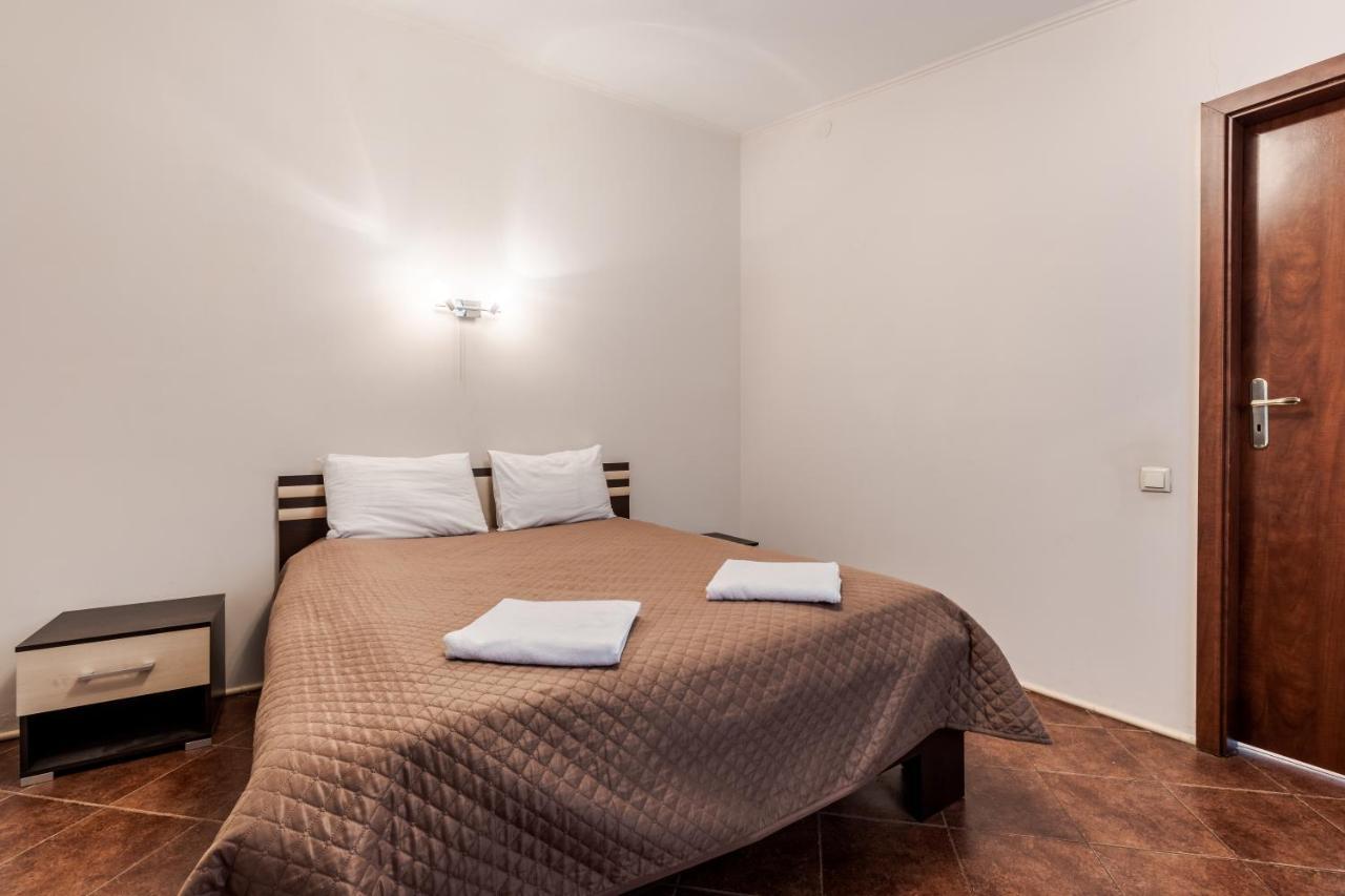 Mangal And Terrace In Center Apartment Lviv Ngoại thất bức ảnh