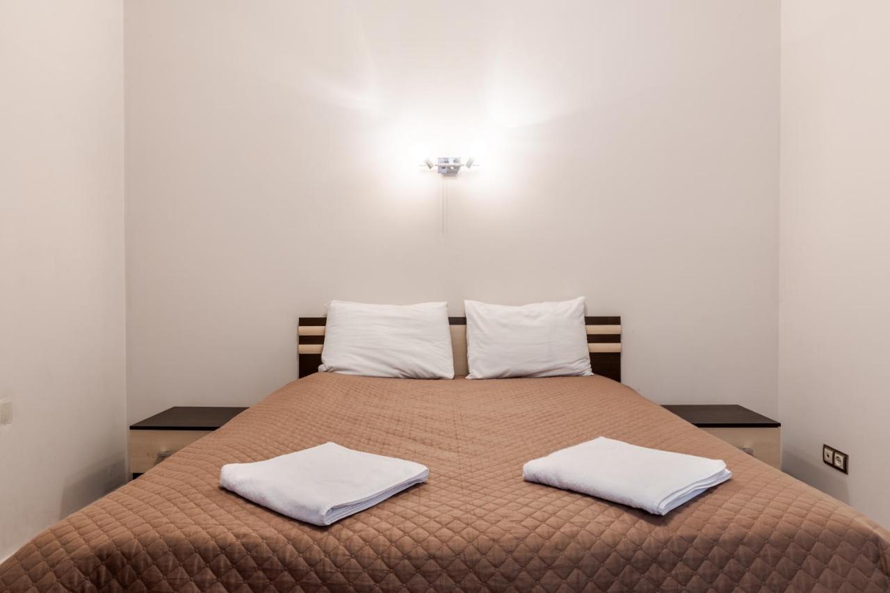 Mangal And Terrace In Center Apartment Lviv Ngoại thất bức ảnh