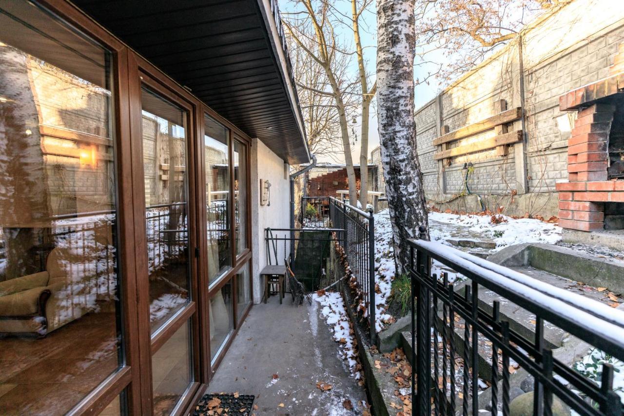 Mangal And Terrace In Center Apartment Lviv Ngoại thất bức ảnh