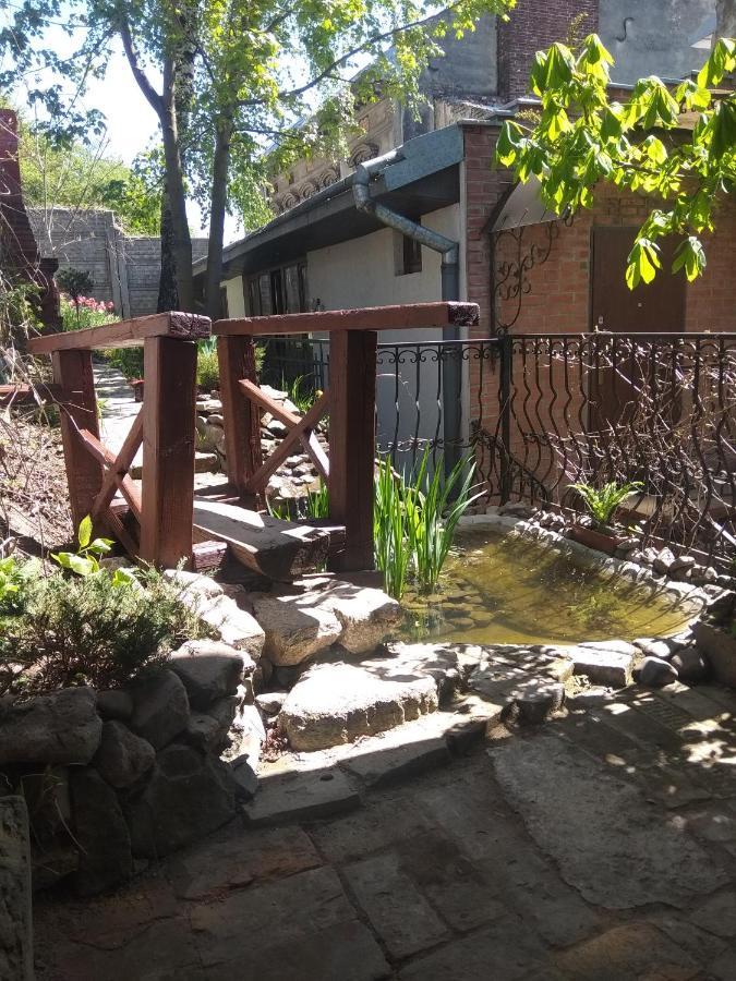 Mangal And Terrace In Center Apartment Lviv Ngoại thất bức ảnh